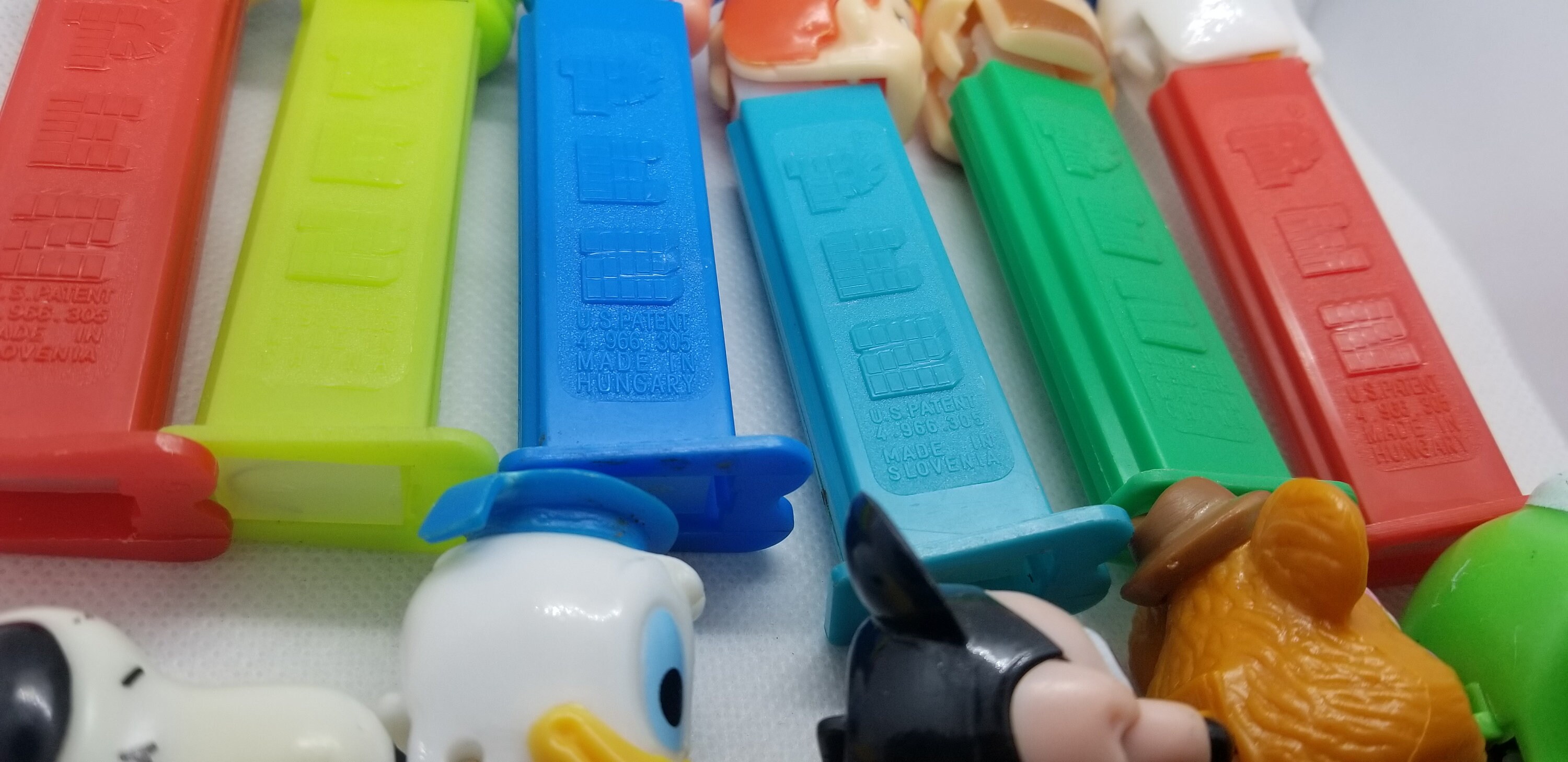 Vintage 1980s Pez Dispensers (11 Pieces) - Etsy