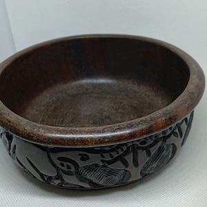 Vintage, Hand Carved, Wood Turned African Animal Theme Bowl 5.5"