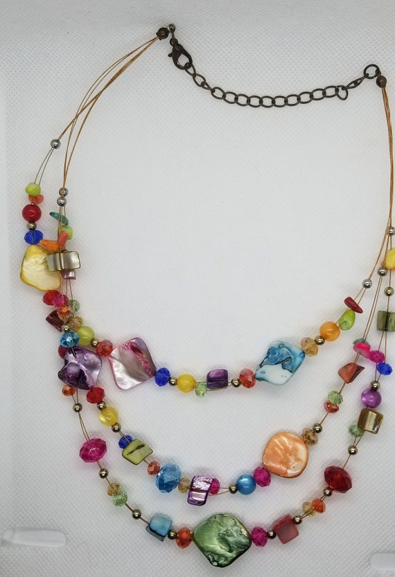 Vintage Sparkly Glass & Dyed Shell 3 Strand Neckla