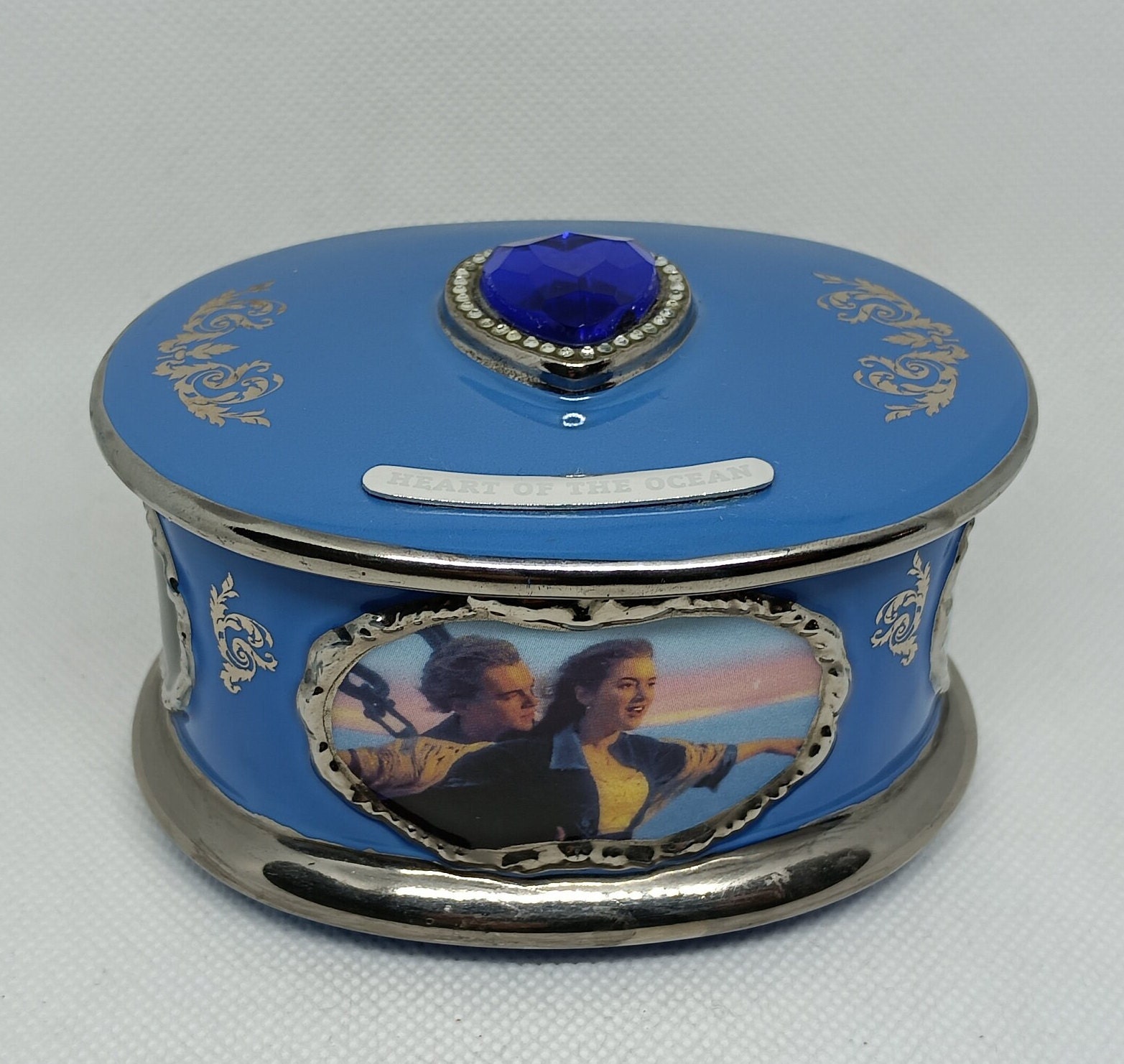 Vintage 1999 Titanic 