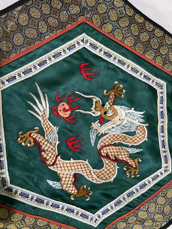 未使用 中国骨董 シルク 刺繍 ハンド刺繍 タペストリー 美術品 シルク