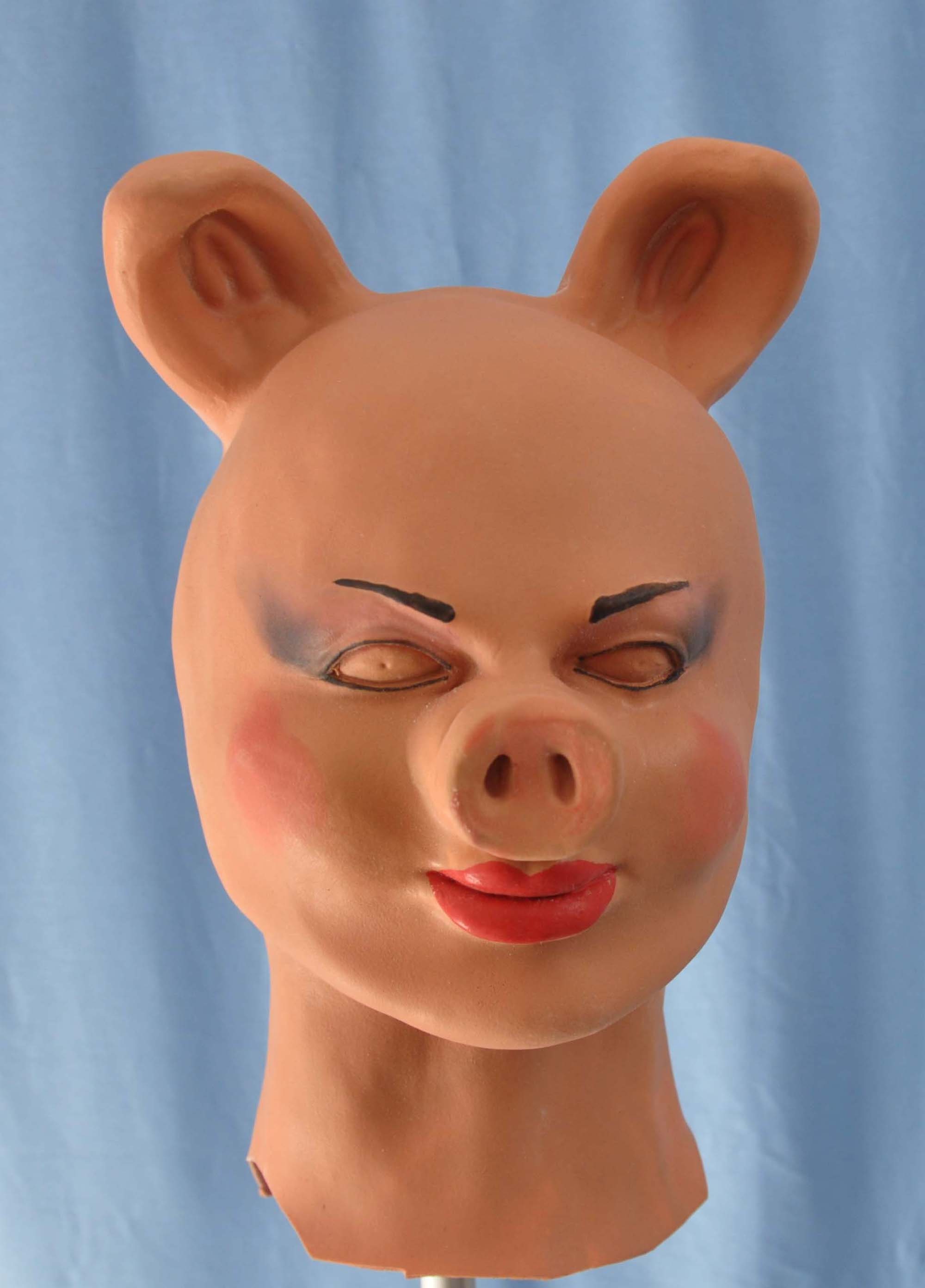 Miss Piggy Mask With Our Nut Blonde Wig and Foam Latex Cosplay
