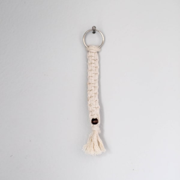 Macrame Keychain |handmade|gift idea|minimalist|lanyard|functional|cotton|luggage tag