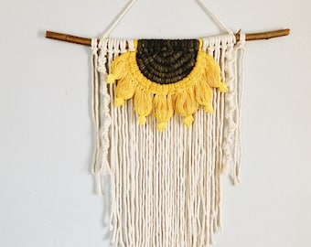 Sunflower Macrame Wall Hanging  | Original Design|wall art| dip dyed|handmade|gift idea|homedecor|minimalist|branch|nature|cotton|