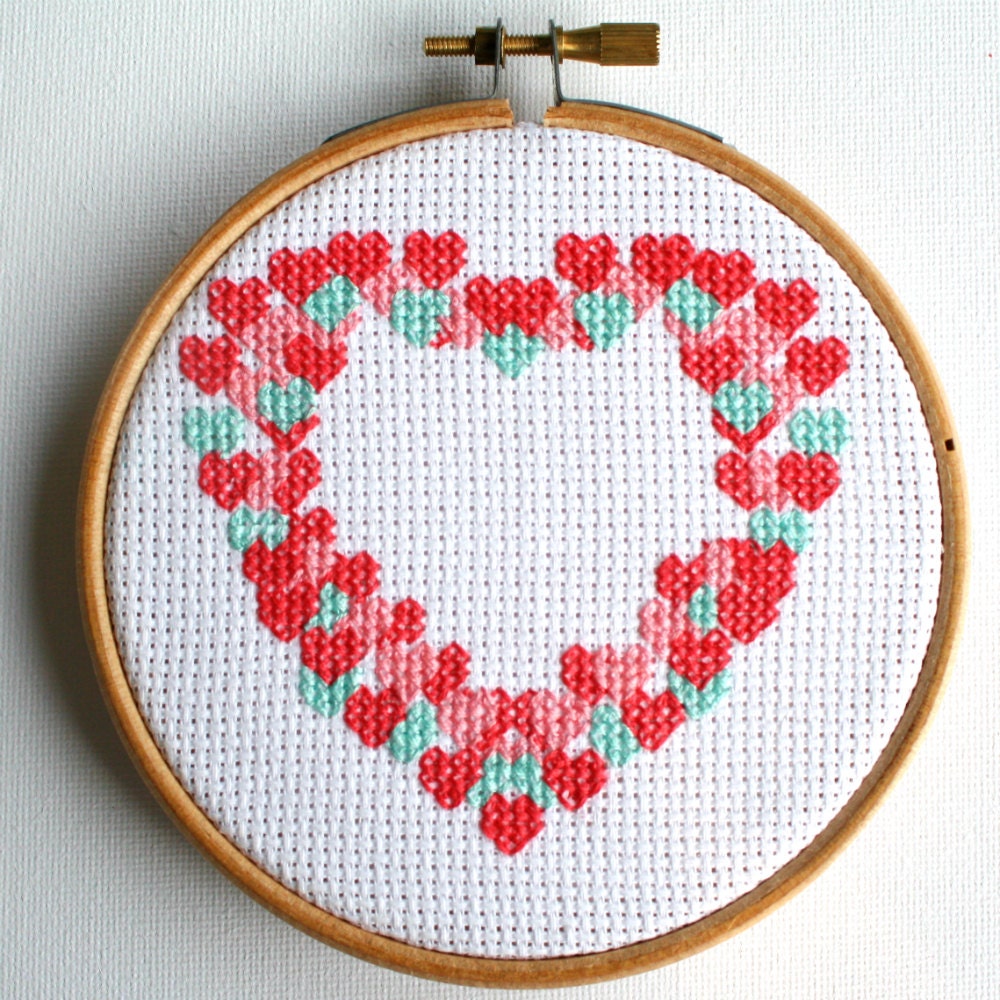Heart cross stitch pattern modern needlepoint pattern | Etsy