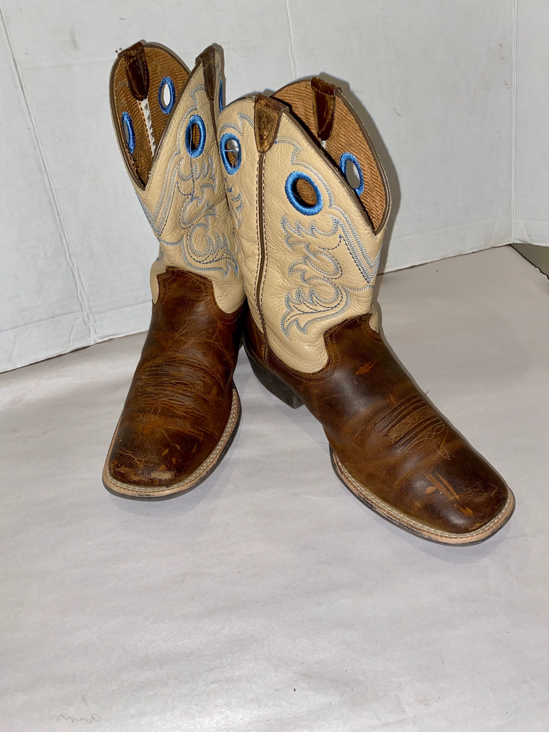 ariat boots 4lr