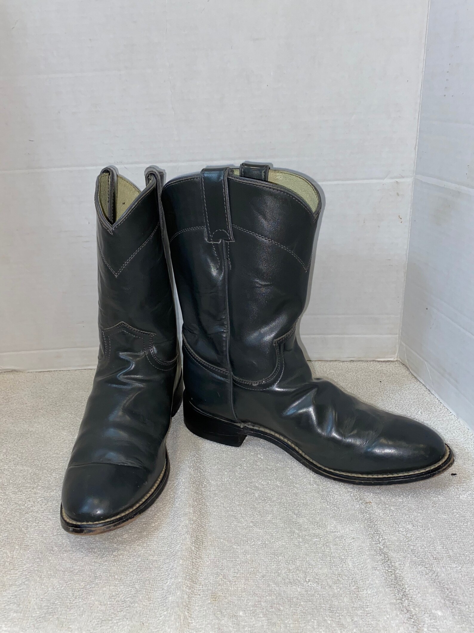grey roper boots