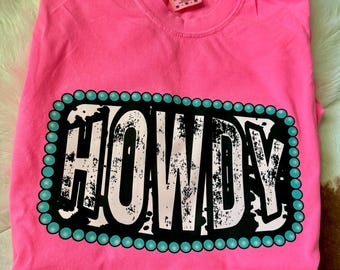 Maglietta grafica Howdy rosa neon, maglietta western da cowgirl, t-shirt grafica country