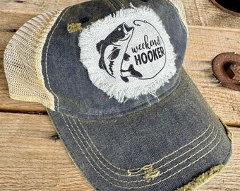 Women's Fishing Hat, Weekend Hooker Distressed Baseball Cap for Outdoor Boating, Funny Girl Apparel