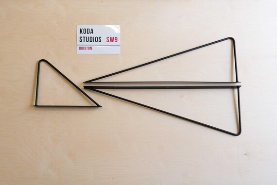 asymmetrical hairpin legs