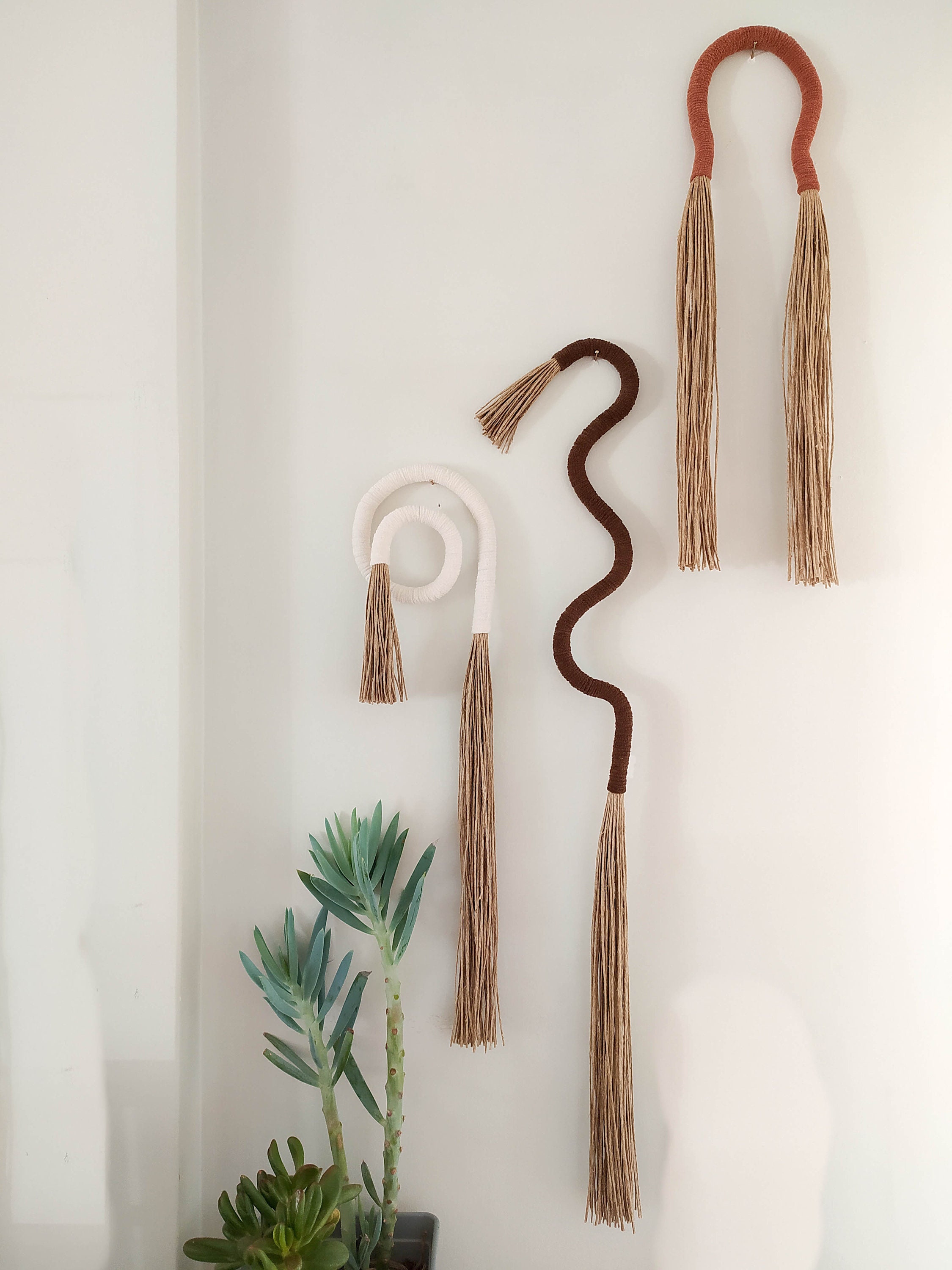 Squiggle Wall Art, Wrapped Wall Hanging Wavy Form, Modern Minimalist ...