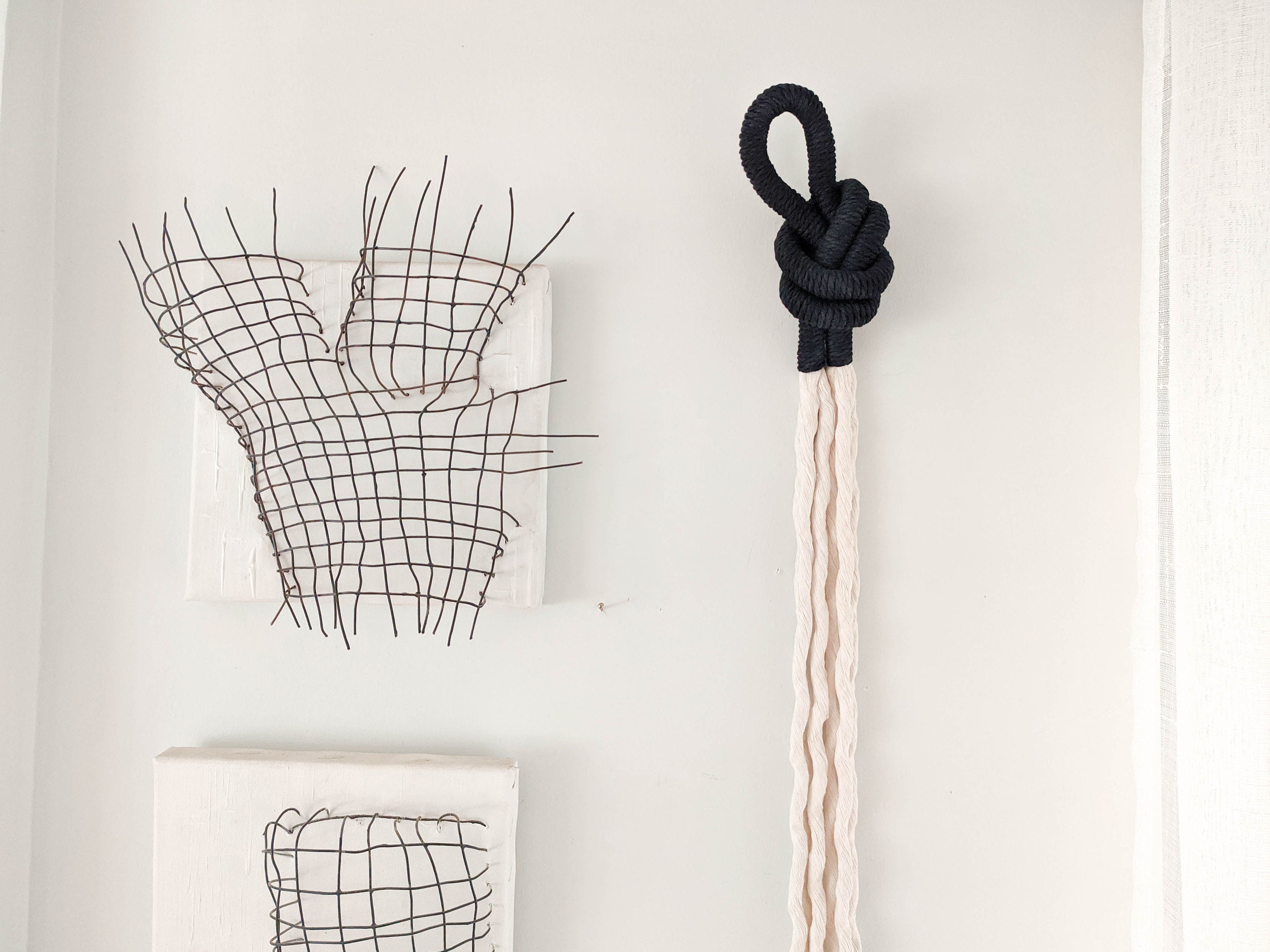 Large Macrame Black Knot Tassel, Decorative Rope Art Wall Hanging, Button  Knot, Modern Minimalistic Soft Sculpture, Fiber Art, Home Gifts 