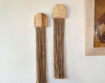 Wall hanging with arched acacia wood and long hemp fringe, fiber art wall sculpture, modern minimalist wall tapestry, gifts for the home