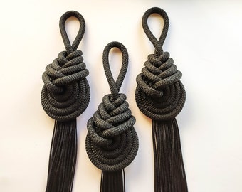 Black rope door knob tassel, small decorative wall hanging, modern minimalist rope art, fibre art, accent wall, door ornamenthome decoration