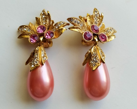 Vintage pink teardrop earrings, Pearl and rhinesto