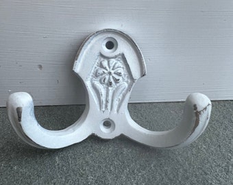 Hook / Carved Flower Metal Hook / Metal Hanger / Wall Decor / Shabby Chic Hook