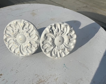 Knobs/ Flower Knobs/ Heirloom Knobs/ Dresser Decor/ Fixtures / Home and Garden Decor/ Set of 2 knobs