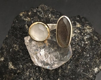 Yin Yang Ring - White Moonstone & Labradorite