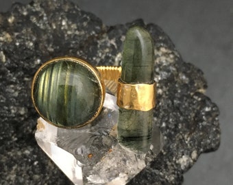 SHIVA shakti ring - Polished Labradorite & Polished stick of Moss Agate