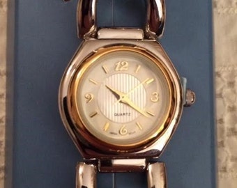 Avon Ladies Two Tone Stretch Band Quartz Watch With Crystals