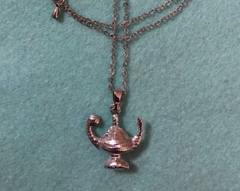Vintage Aladdin’s Lamp Silvertone Pendant Necklace With Versatile Silvertone Chain
