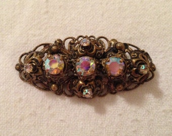 Ornate Vintage Aurora Borealis Rhinestone Goldtone Brooch Pin