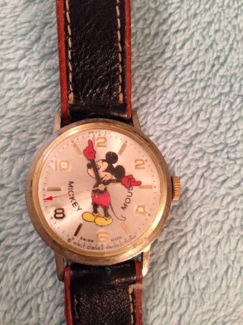Vintage 70\'s Mickey Mouse 50 years commemorative watch. MICKEY MOUSE  main image 2