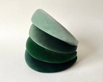 Padded headband for women and girls, velvet green, rounded headband, headband gift idea for valentine's day, Amanda Gorman style,power girls