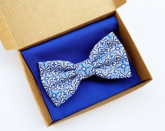 Blue majolica bow tie for men,Blue royal Pocket square and floral bow tie,tie for groom and groomsmen gift idea,floral print,Sicilian style