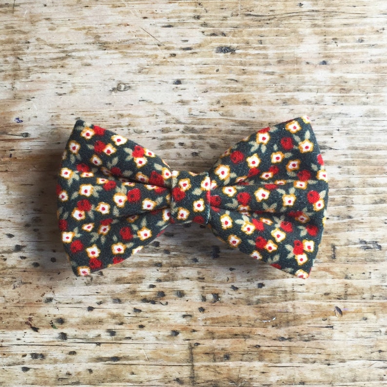 vintage floral print bow tie and red pocket square for men, handkerchief,accessories for men fall winter 2017,gift ideas for valentine's day image 1