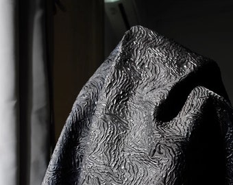 Jacquard in reliëfstijl, structuurjacquardstof, zwarte jacquardstof, stof galajurken, op maat gesneden