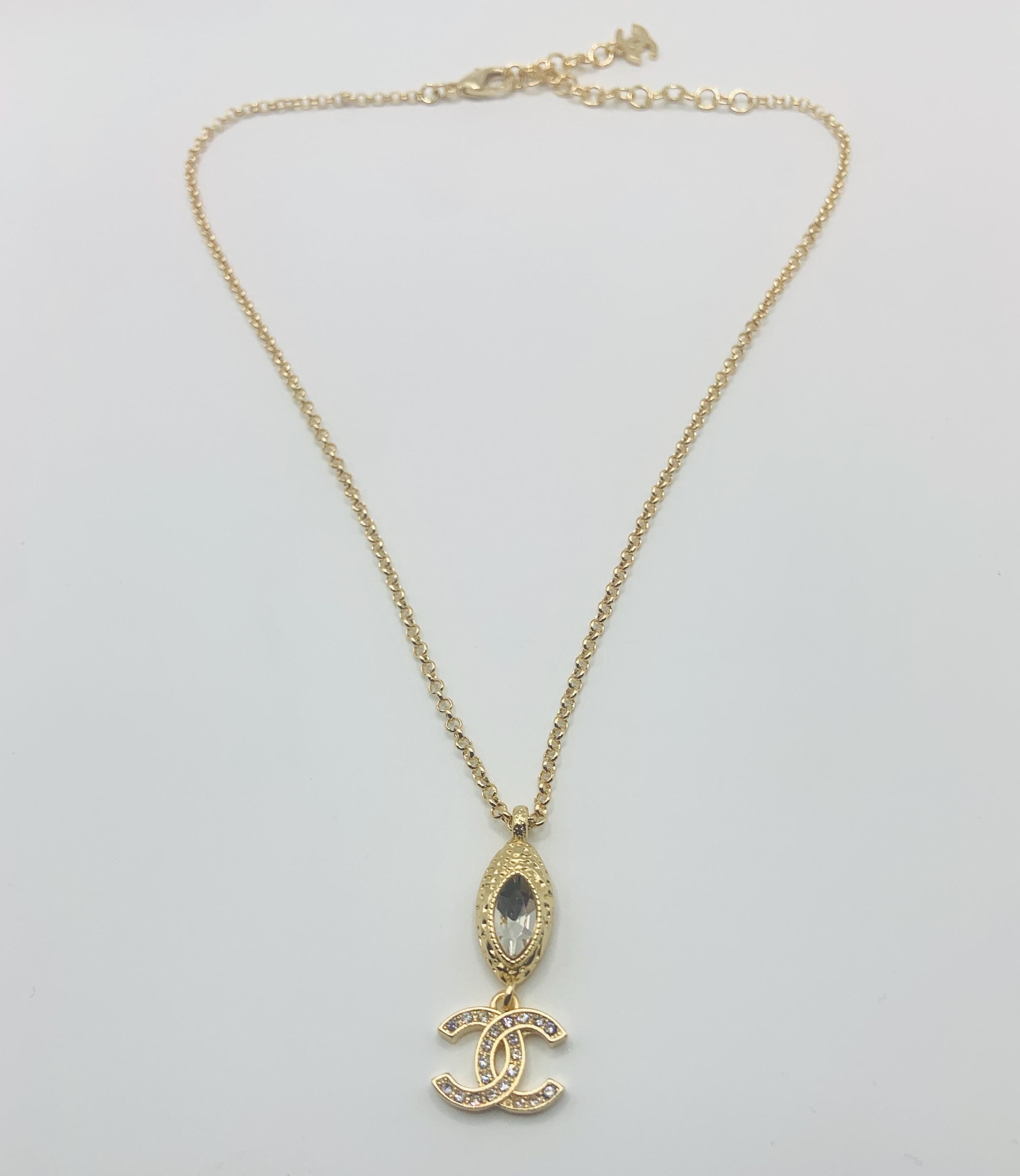 Chanel logo necklace - Etsy 日本