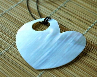 Mother of Pearl Heart Pendant Necklace