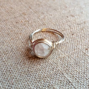 Rock Crystal Silver Wire owinięte Ring-SIZED na zamówienie-kwiecień Birthstone