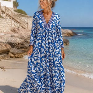 blue atlas dresses Uzbek Your Height:180cm + You will feel like Model_Michaella Women Black Dress Png