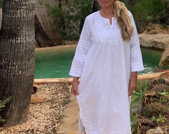 isha yoga dress for ladies Isha Yoga Proper Attire For Yoga Class What To Wear To Yoga Class (Yoga Outfit Tips)