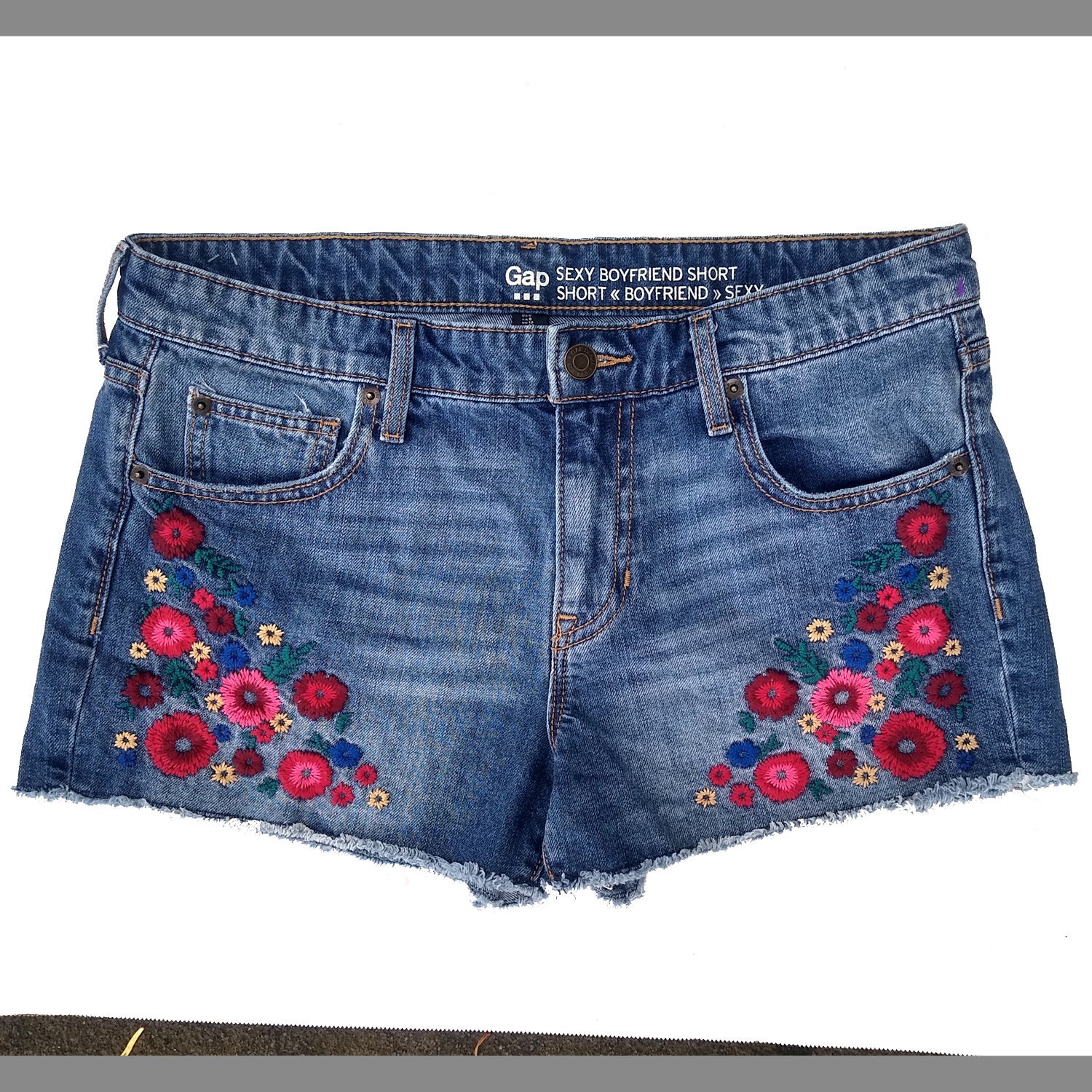 Gap Sexy Boyfriend Denim Shorts Embroidery Hippie Flowers Fringed Upcycled Boho Size 8 Etsy Canada