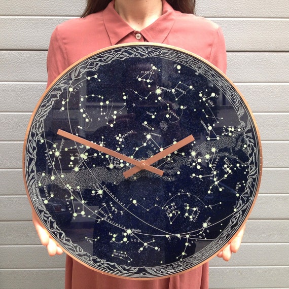 Orologio blu scuro costellazioni del cielo notturno galassia celeste orologio da parete fosforescente regalo di astronomia orologio di grandi dimensioni orologio in vetro stellare Etsy Italia