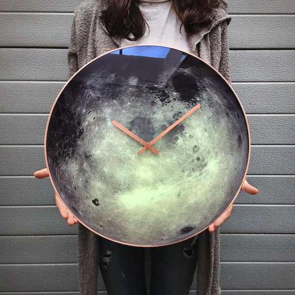 Reloj de pared lunar, reloj con brillo lunar, decoración planetaria, brilla en la oscuridad, reloj de pared grande, reloj espacial, signo de Cáncer, reloj extragrande, reloj lunar