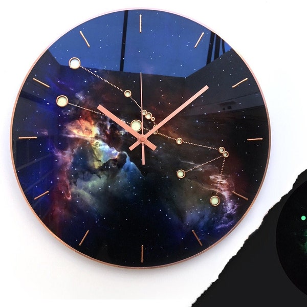 Signe astrologique du Taureau, horloge du ciel céleste, horloge murale ronde, cadeau d’astrologie, décor de constellation, lueur dans le noir, horloge noire, horloge Steampunk