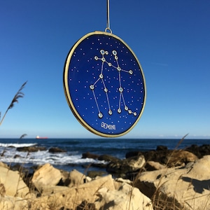 Personalized Gemini Gift Zodiac Sun Catcher in Dark Purple: Painted Glass Celestial Decor Gemini