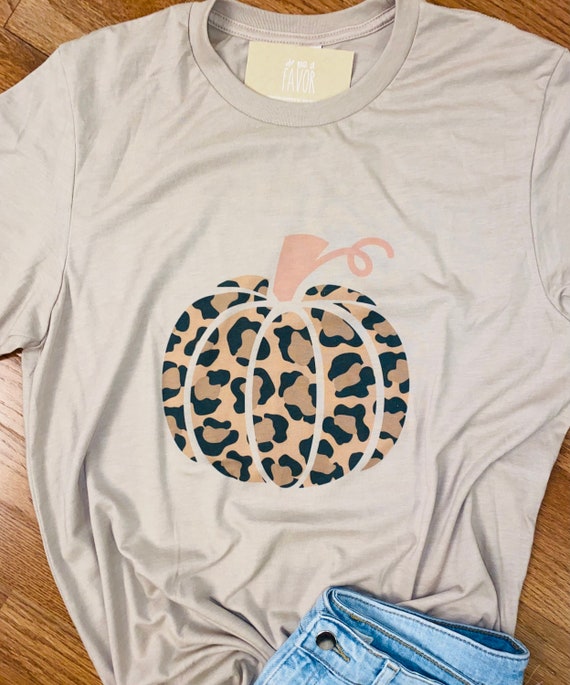 How To Prevent Graphic T-Shirt Designs From Cracking?
