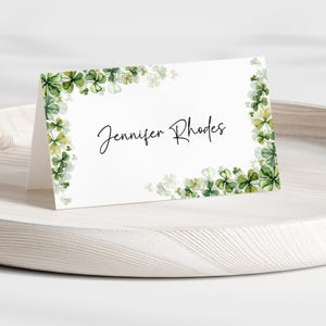 Tarjeta de mesa de trébol, Carpa de comida de San Patricio, Tarjeta de asiento de trébol, Tarjeta de nombre, Decoración de fiesta, Decoración de cena, Plantilla editable DIY 406