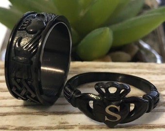 Claddagh Rings His and Hers Claddagh Rings Black Stainless Steel Claddagh Ring Set, Engagement Rings Wedding Ring for Him and Her