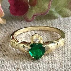 Simulated Emerald CZ Claddagh Ring, Personalized Birthstone Claddagh Ring, Gold Plated Claddagh Wedding Ring,Love Loyalty Friendship Ring