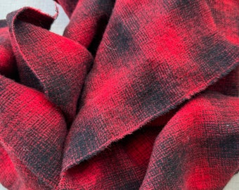 Tissu de laine à carreaux rouges, tissu à carreaux rouge et noir, laine feutrée à carreaux, crochet de tapis, appliqué de laine, tissu de laine recyclé, tissu écologique