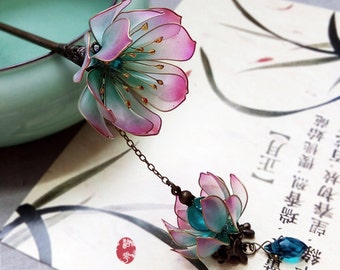 Oriental  purple water lily，Lotus lamp pendant hair stick  Hanfu Hair Stick，Retro Hair Clips，Glazed Flower Hairpin，Hair Accessories,   Gifts