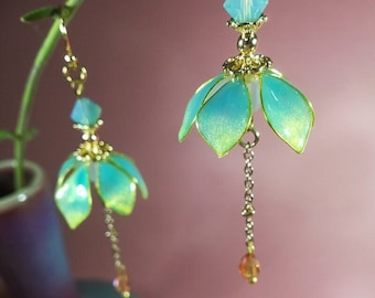 Pendientes de paraguas de pétalos de flores, Clips de oreja de pétalos verdes, Regalo para mujeres, Pendientes de árbol, Regalos de pendientes de hojas