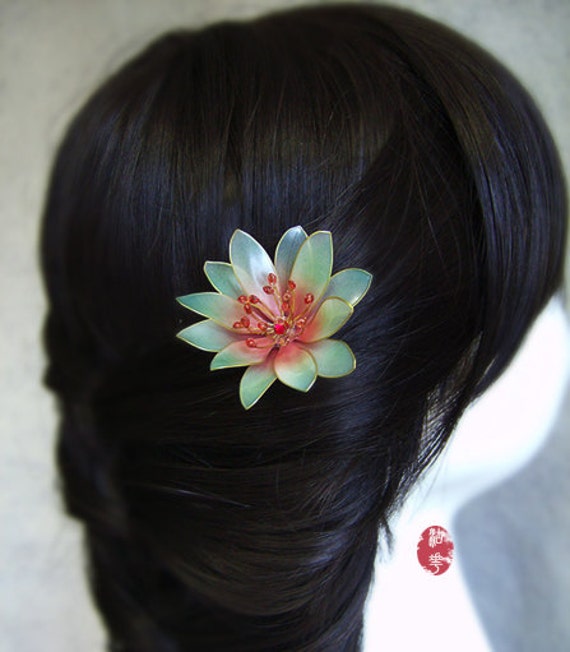 Nymphaea Hair Clip Nymphaea Hair Clip