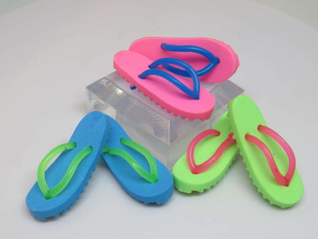 Mini Flip Flops for 11.5 Fashion Dolls 16 Play Scale Miniature Photo